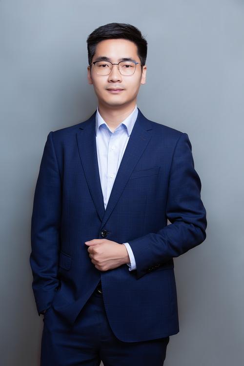 周洪 现场执行负责人